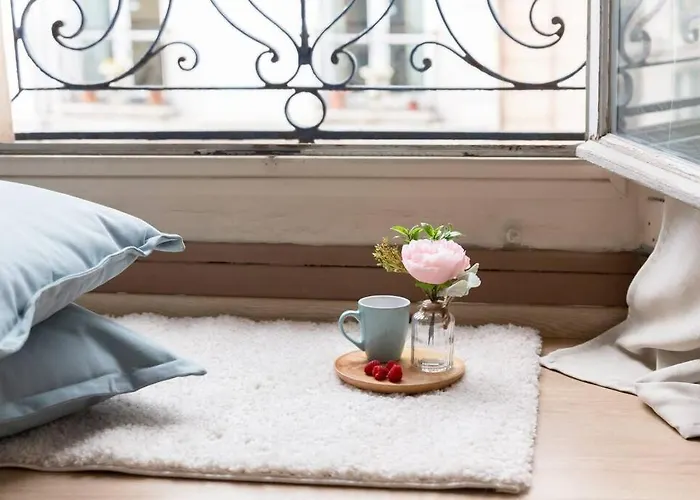 Le Lumineux 50 M² Gare/Chateau/Wifi/Netflix