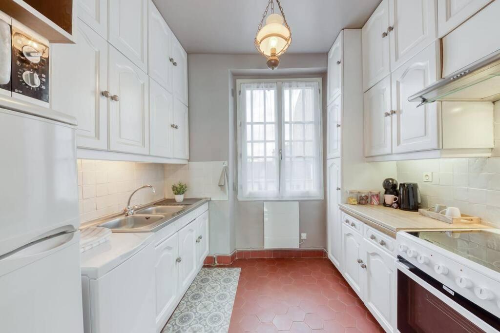 Le Lumineux 50 M² Gare/chateau/wifi/netflix