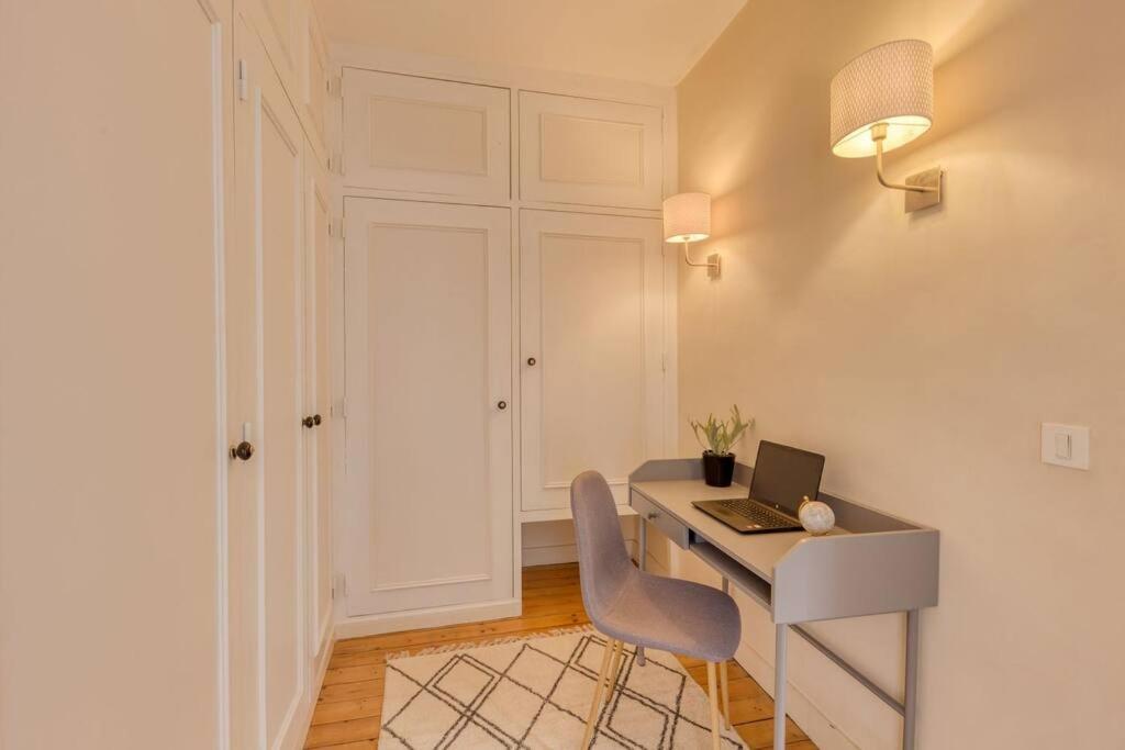 Le Lumineux 50 M² Gare/chateau/wifi/netflix * Versailles